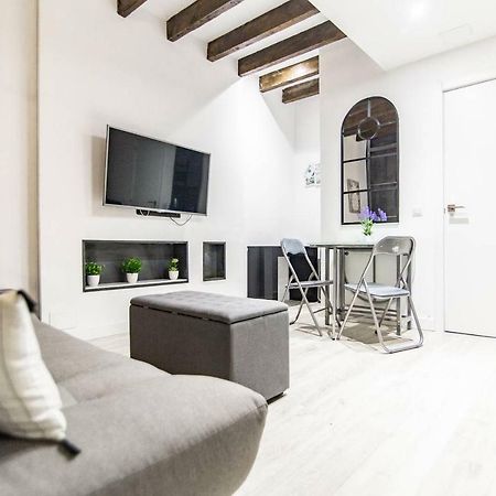 Cozy And Modern Apartment For 4 In Madrid Luaran gambar