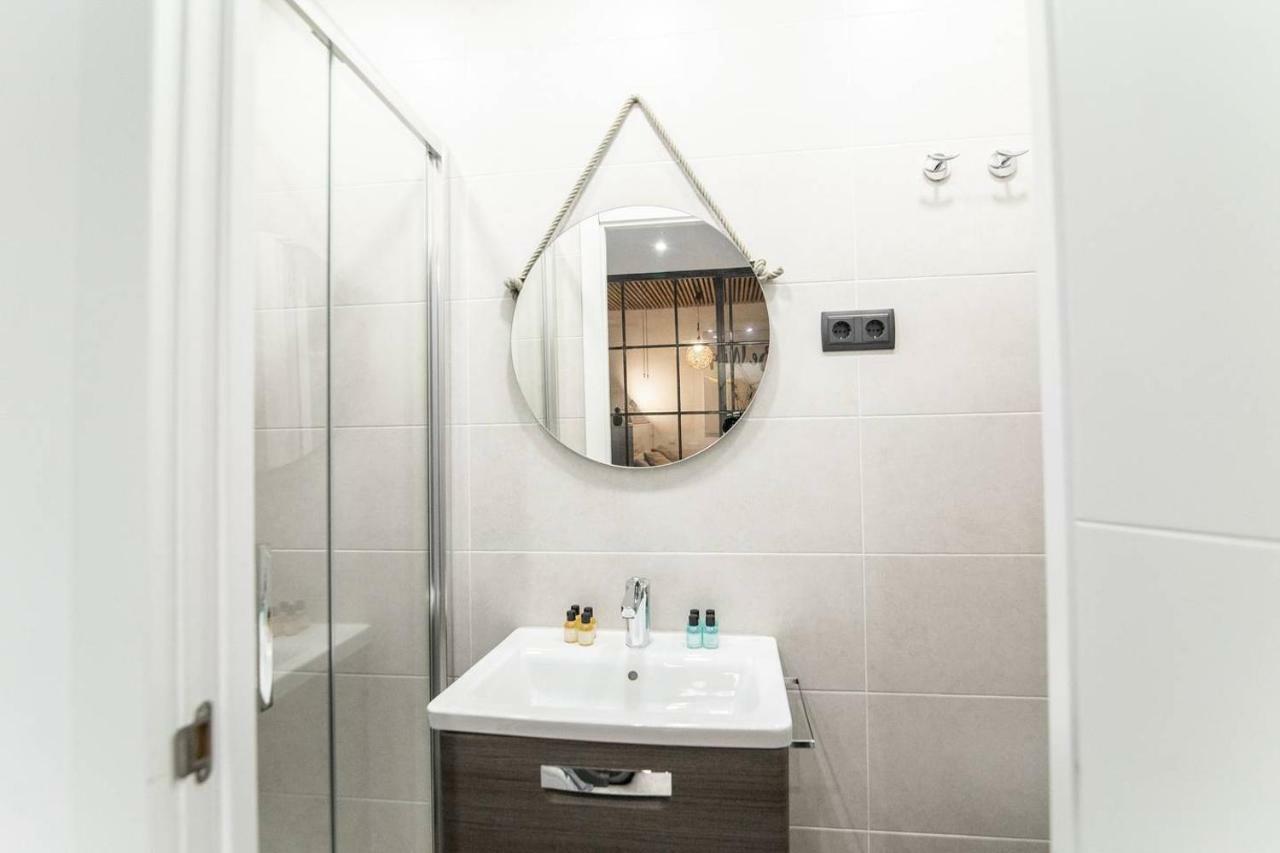 Cozy And Modern Apartment For 4 In Madrid Luaran gambar